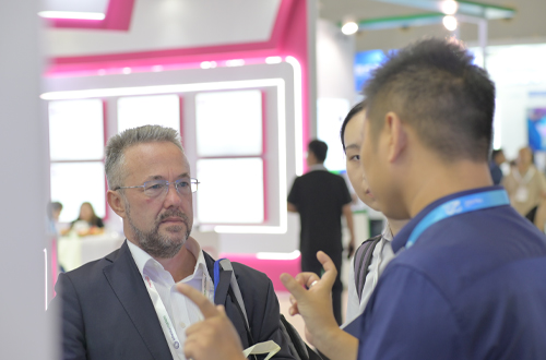 展會(huì)現(xiàn)場(chǎng)